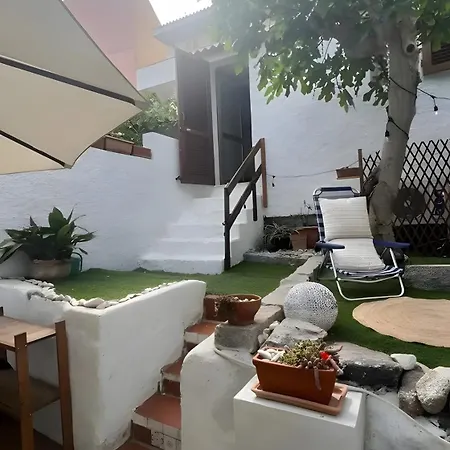 Mia Apartment- Seaside With Garden Apartman