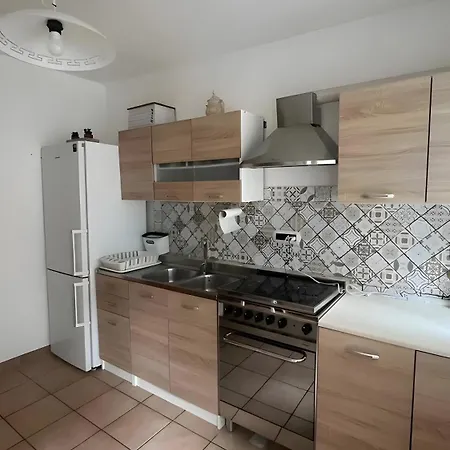 Mia Apartment- Seaside With Garden דירה סנטה טרזה גאיורה