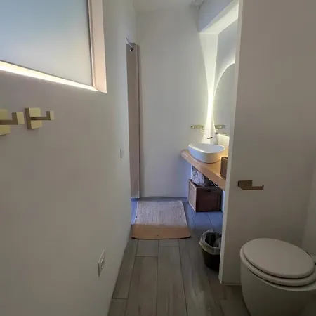 Mia Apartment- Seaside With Garden