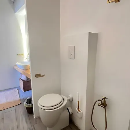 Mia Apartment- Seaside With Garden דירה סנטה טרזה גאיורה
