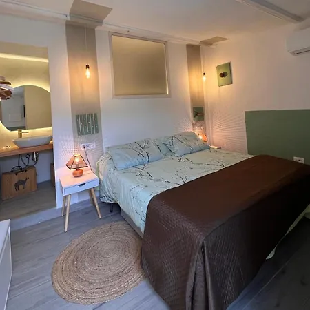Mia Apartment- Seaside With Garden * Santa Teresa di Gallura