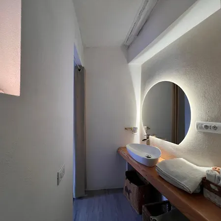 Апартаменты Mia Apartment- Seaside With Garden Санта-Тереза-Галлура